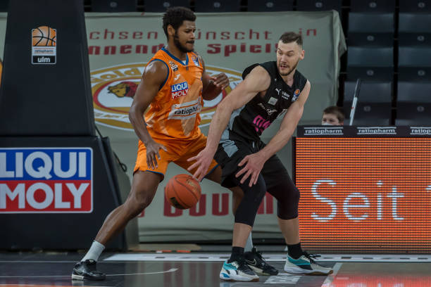 中更有优势 中更有优势