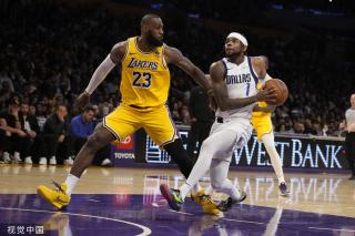 球员之间建 球员之间建